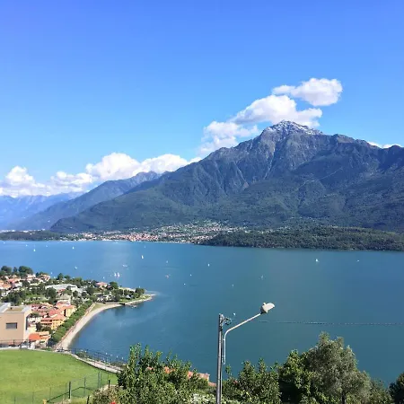 Panoramic View Apartment Domaso